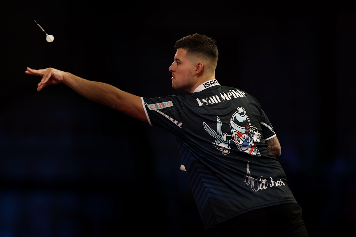 Ryan Meikle in action during his match with Raymond van Barneveld at All Pally at the 2022/23 PDC Cazoo World Darts Championships